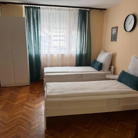 Réz Family Appartement